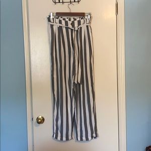 NWT American Eagle Striped Paperbag Pants